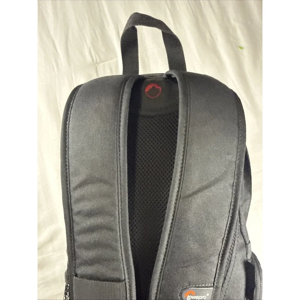 Lowepro Fastpack‎ 100 Camera Bag Backpack Used 4 Times EUC Red Dividers Padding
